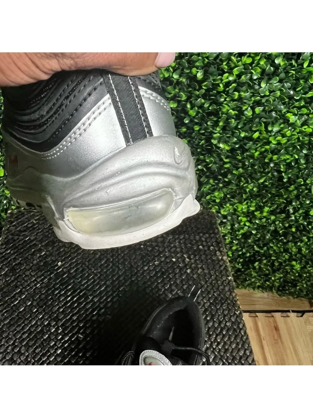 NIKE | Air Max 97 (Metallic Silver and Black - 2018)
